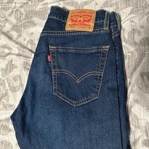 Levi's Classic Indigo Straight Jeans